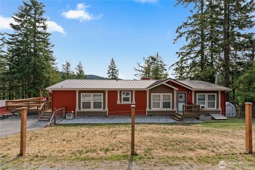 50001 146th Ave E, Eatonville, WA, 98328-7476 | Card Image