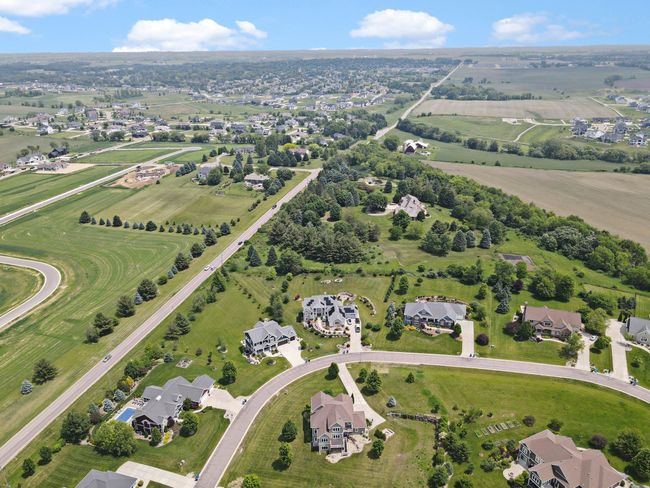 3403 Whistling Wind Way, House other with 4 bedrooms, 4 bathrooms and null parking in Windsor WI | Image 68