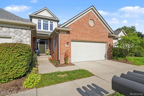 609 Telya Rdg, Milford, MI, 48381-1805 | Card Image