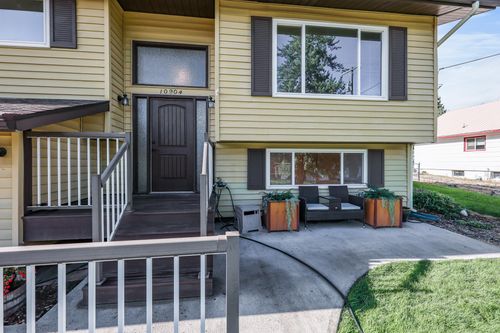 10904 E 9th Ave, Spokane Valley, WA, 99206-2820 | Card Image