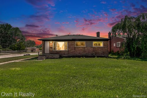 32411 Grandview Ave, Westland, MI, 48186-4970 | Card Image