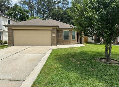 9949 Kingfisher Dr, Conroe, TX, 77385-3789 | Card Image