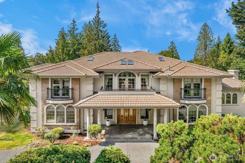 6529 161st Place Se, Bellevue, WA, 98006 | Card Image