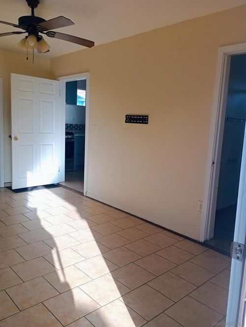560 Cardiff St, San Diego, CA, 92114-5119 | Card Image