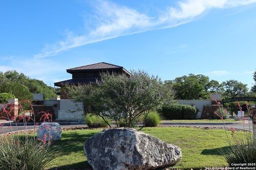 000 Pr 2775, Mico, TX, 78056 | Card Image