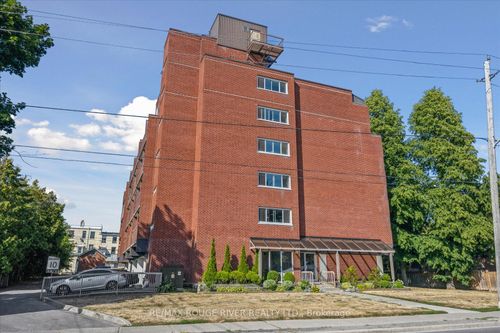 601-144 Queen St, Clarington, ON, L1C1M9 | Card Image