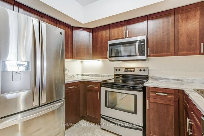 202 - 678 Line 2 Rd, Condo with 2 bedrooms, 2 bathrooms and 1 parking in Niagara on the Lake ON | Image 6