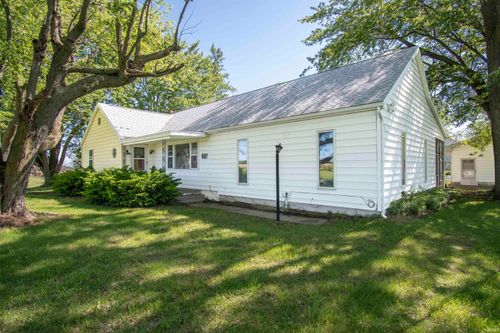 687 County Road 27, Ashley, IN, 46705-9709 | Card Image