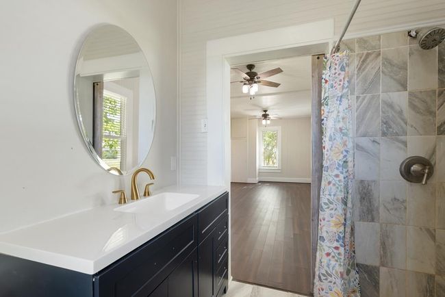 1649 Schumann Rd, Home with 3 bedrooms, 2 bathrooms and null parking in Stonewall TX | Image 15