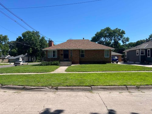 2001 W 6th St, Hastings, NE, 68901-4711 | Card Image