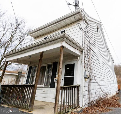 640 5th St, PORT CARBON, PA, 17965-1102 | Card Image