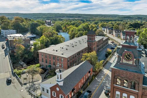 apt-312-100 Main St, Pembroke, NH, 03275-1242 | Card Image