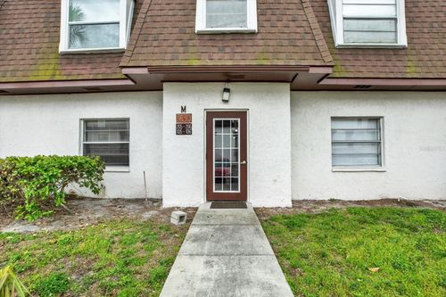 m105-9130 Tudor Dr, TAMPA, FL, 33615-3741 | Card Image