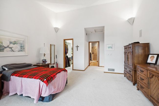 8991 Ferndale Ln, Townhouse with 2 bedrooms, 3 bathrooms and null parking in Eden Prairie MN | Image 18