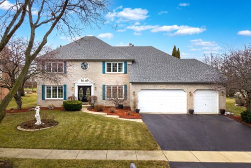 3564 Monarch Cir, Naperville, IL, 60564-9352 | Card Image
