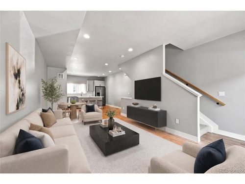 3-3820 Olive St, Denver, CO, 80207-1516 | Card Image
