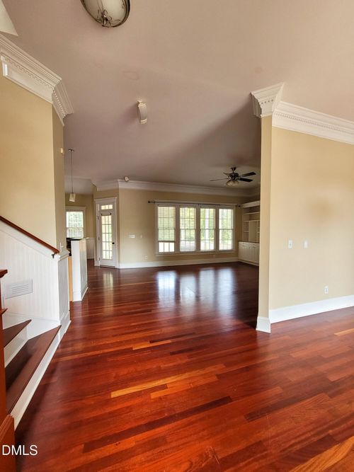 5 Chasewood Ct, Durham, NC, 27703-6682 | Card Image