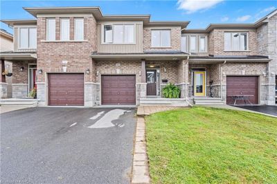 1163 Horizon Dr, Townhouse with 3 bedrooms, 3 bathrooms and 3 parking in Kingston ON | Image 2