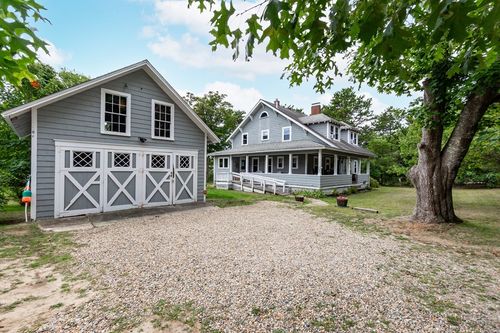 162 Puritan Rd, Bourne, MA, 02532-5665 | Card Image