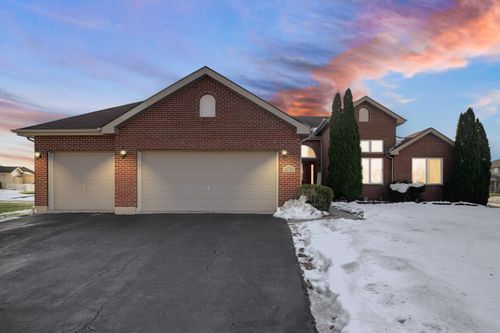 5319 Northwind Dr, Richton Park, IL, 60471-1361 | Card Image