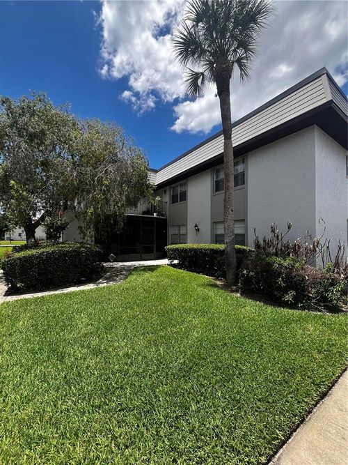 202-110 Windtree Ln, WINTER GARDEN, FL, 34787-4312 | Card Image