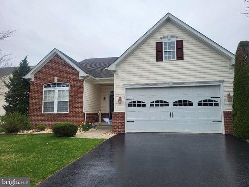 3 Webber Ct, Florence, NJ, 08518-4004 | Card Image