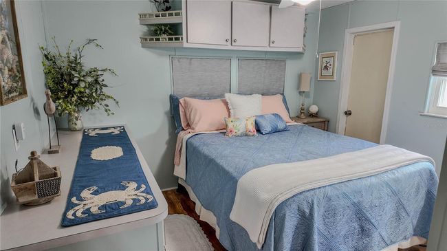 PRIMARY BEDROOM | Image 30