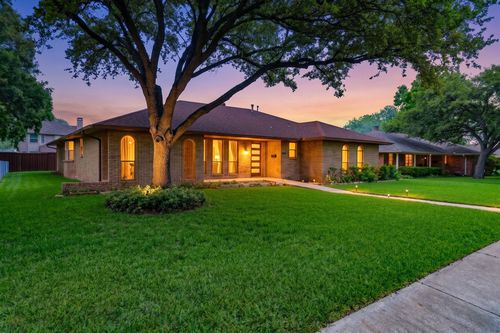 905 Bromwich St, Garland, TX, 75040-3303 | Card Image