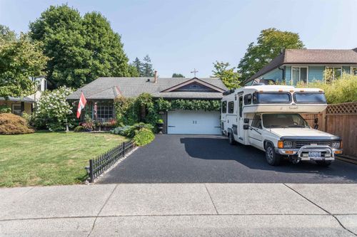 12388 Nikola St, Pitt Meadows, BC, V3Y2K8 | Card Image