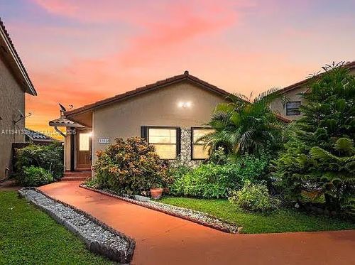 0-13528 Sw 9th Ln, Miami, FL, 33184-1832 | Card Image