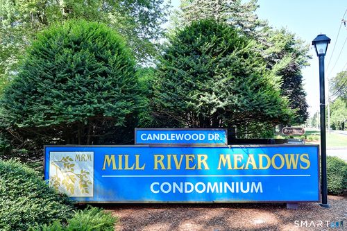 152-152 Candlewood Dr, South Windsor, CT, 06074-2613 | Card Image