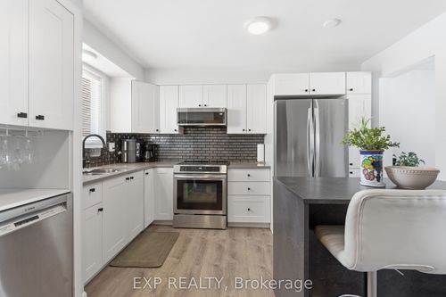 10-3322 Addison Ave, Niagara Falls, ON, L2J3L1 | Card Image