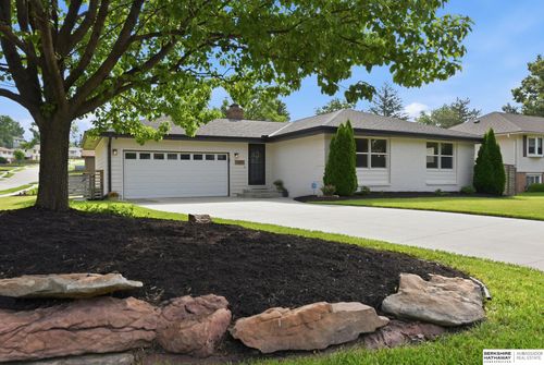2217 N 99th Street, Omaha, NE, 68134 | Card Image