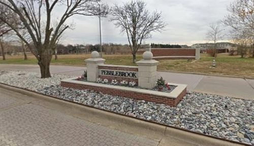 2909 Woodbrook Dr, Sherman, TX, 75092 | Card Image