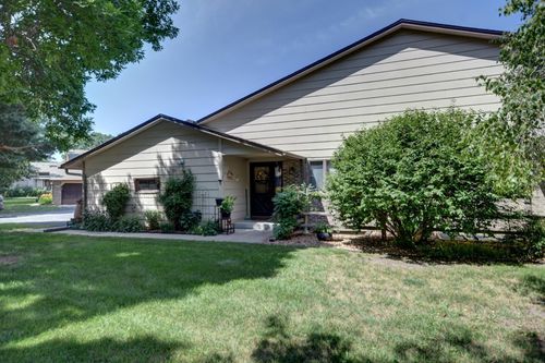 1539 Pheasantwood Trl, Northfield, MN, 55057-3019 | Card Image