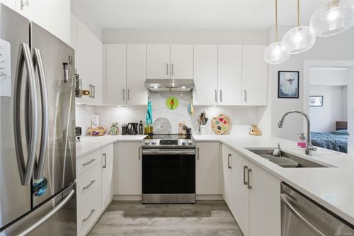 308-20 Barsby Ave, Nanaimo, BC, V9R0K4 | Card Image