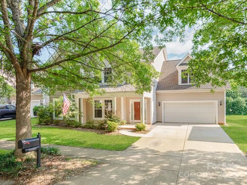 15001 Rosemary Way Dr, Huntersville, NC, 28078-4668 | Card Image