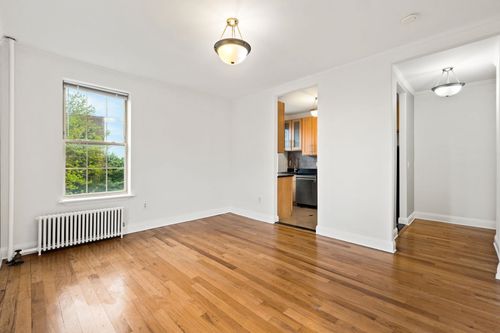 12-2677 John F Kennedy Blvd, Jersey City, NJ, 07306-5811 | Card Image