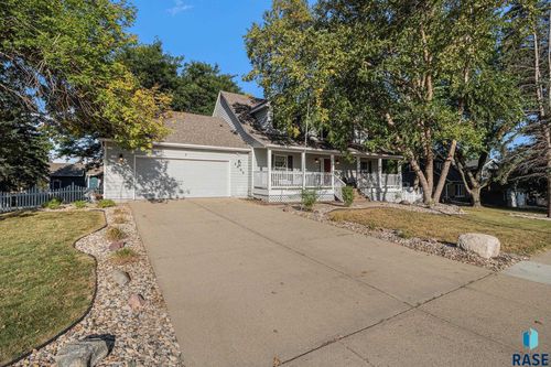 4805 S Woodwind Ln, Sioux Falls, SD, 57103-5454 | Card Image