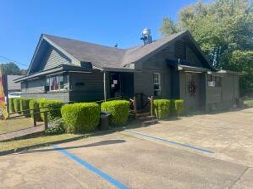 713 E 4th St, Russellville, AR, 72801-5224 | Card Image