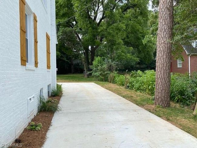 NEW DRIVEWAY. | Image 29