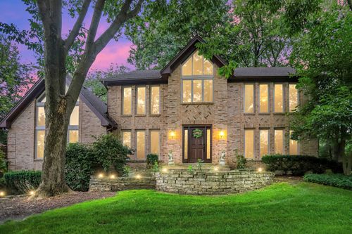 985 Chapel Ct, Glen Ellyn, IL, 60137-6456 | Card Image