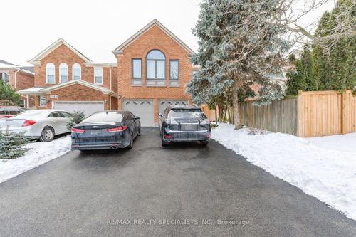 bsmt-5970 Leeside Cres, Mississauga, ON, L5M5L9 | Card Image