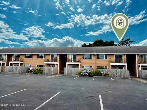 10-320 Necanicum Dr, Seaside, OR, 97138-5907 | Card Image