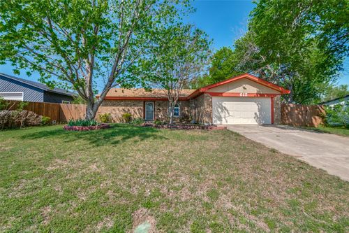 615 N Ector Dr, Euless, TX, 76039-7522 | Card Image