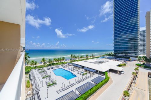 7g-1950 S Ocean Dr, Hallandale Beach, FL, 33009-5942 | Card Image