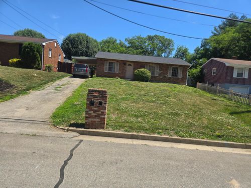 3007 Kirkland Dr Nw, Roanoke, VA, 24017 | Card Image