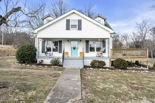 6668 S Main St, Lobelville, TN, 37097-3454 | Card Image
