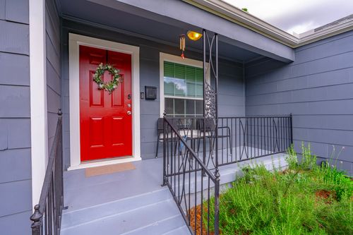 2725 Ryan Ave, Fort Worth, TX, 76110-3029 | Card Image