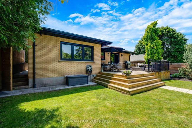 230 Elliott St, House other with 4 bedrooms, 3 bathrooms and 6 parking in Cambridge ON | Image 37